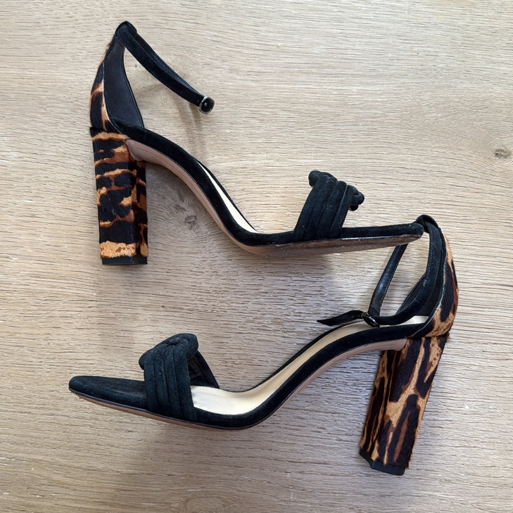 Alexandre Birman Leopard Print Block Heel Open Toe Vicky Sandal - Picture 4 of 7